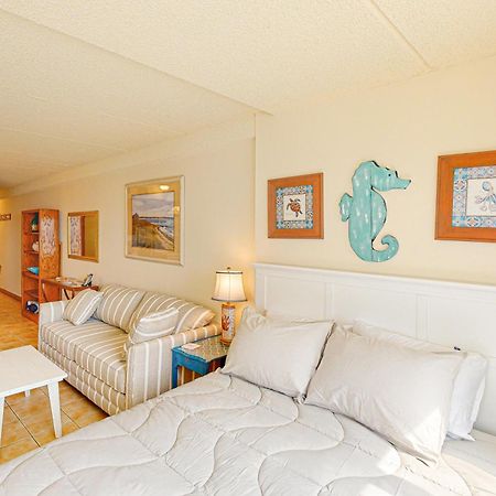 Atlantis 302 Hotel Ocean City Exterior photo