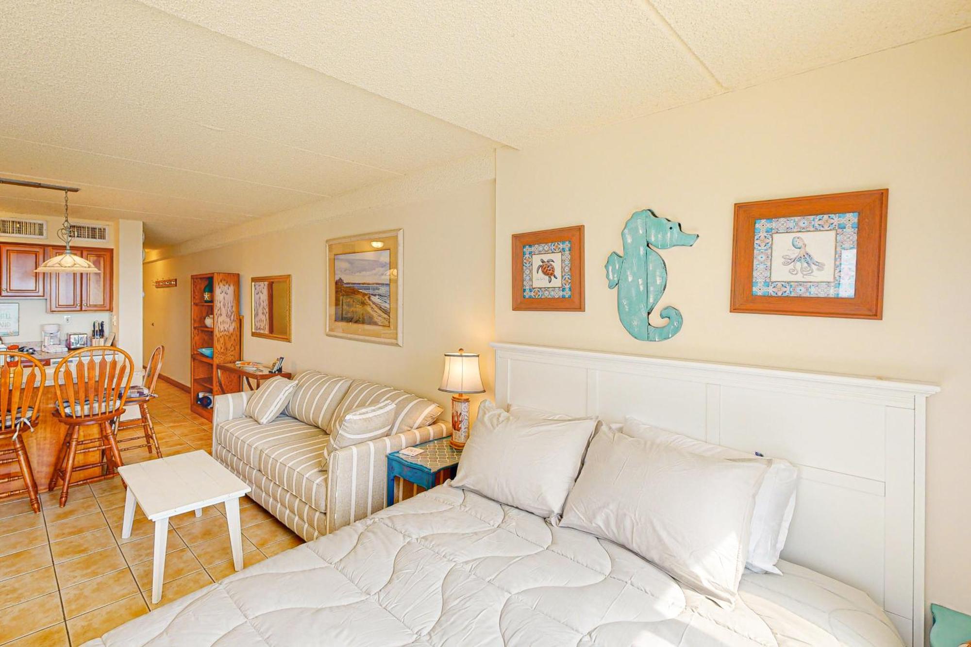 Atlantis 302 Hotel Ocean City Exterior photo
